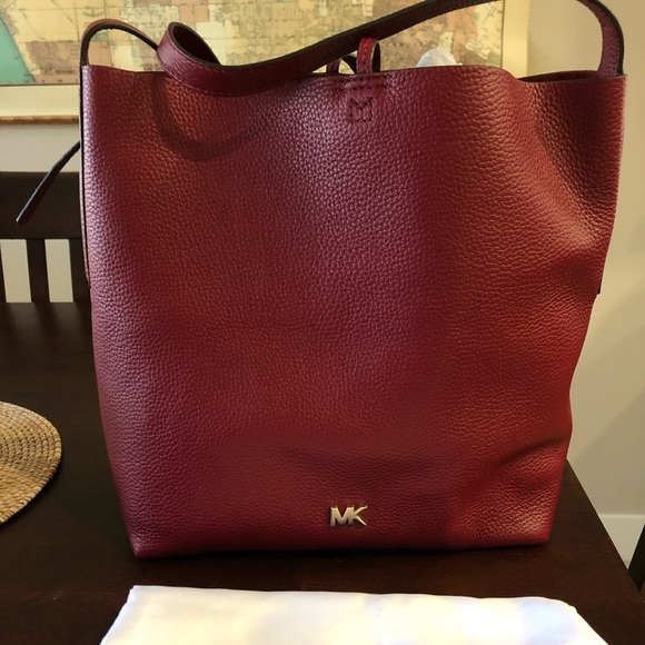 MICHAEL Michael Kors Handbags - Michael Kors Messenger bag MICHAEL Michael Kors Handbags - Michael Kors Messenger bag